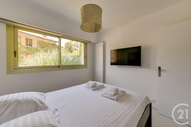 Appartement à vendre - 2 pièces - 36.0 m2 - CANNES - 06 - PROVENCE-ALPES-COTE-D-AZUR - Century 21 Adhère Transactions