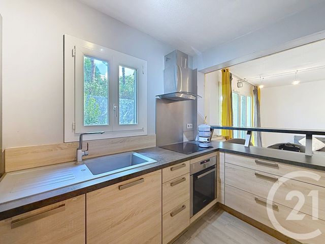 Appartement F2 à louer - 2 pièces - 45.97 m2 - MOUGINS - 06 - PROVENCE-ALPES-COTE-D-AZUR - Century 21 Adhère Transactions