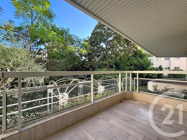 Appartement F3 à vendre - 3 pièces - 71.0 m2 - CANNES - 06 - PROVENCE-ALPES-COTE-D-AZUR - Century 21 Adhère Transactions