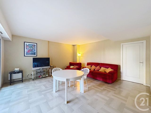 Appartement F3 à vendre - 3 pièces - 71.0 m2 - CANNES - 06 - PROVENCE-ALPES-COTE-D-AZUR - Century 21 Adhère Transactions