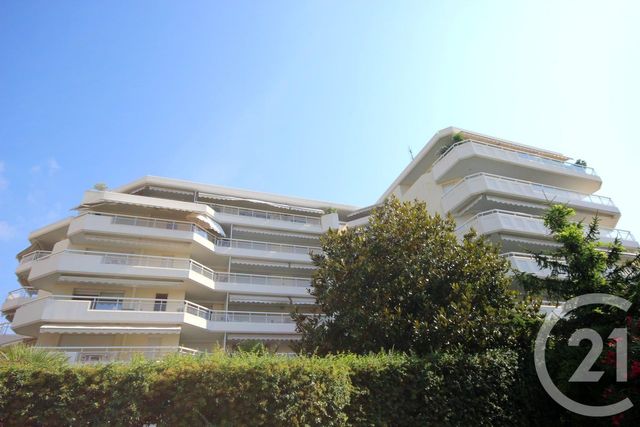 Appartement F3 à vendre - 3 pièces - 71.0 m2 - CANNES - 06 - PROVENCE-ALPES-COTE-D-AZUR - Century 21 Adhère Transactions
