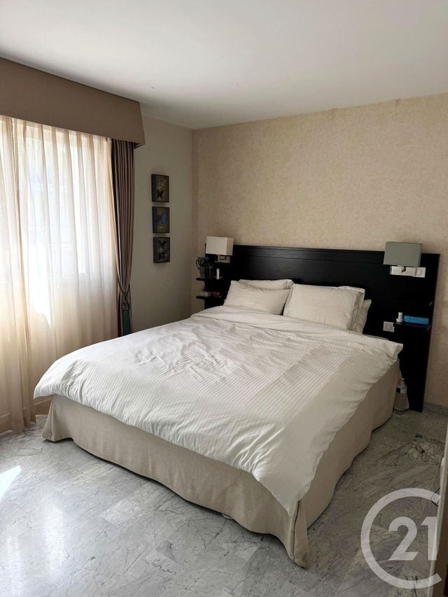 Appartement F3 à vendre - 3 pièces - 66.0 m2 - CANNES - 06 - PROVENCE-ALPES-COTE-D-AZUR - Century 21 Adhère Transactions
