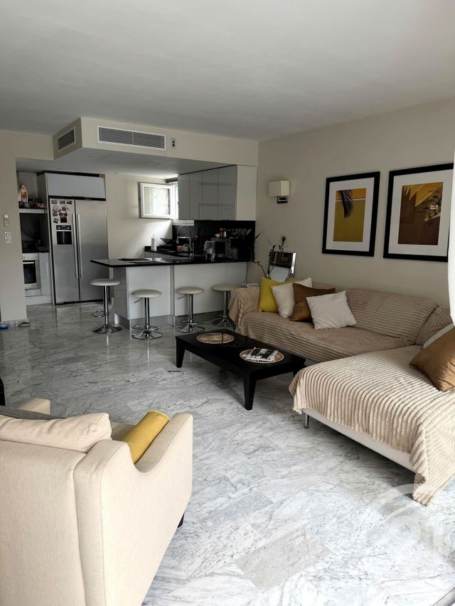 Appartement F3 à vendre - 3 pièces - 66.0 m2 - CANNES - 06 - PROVENCE-ALPES-COTE-D-AZUR - Century 21 Adhère Transactions