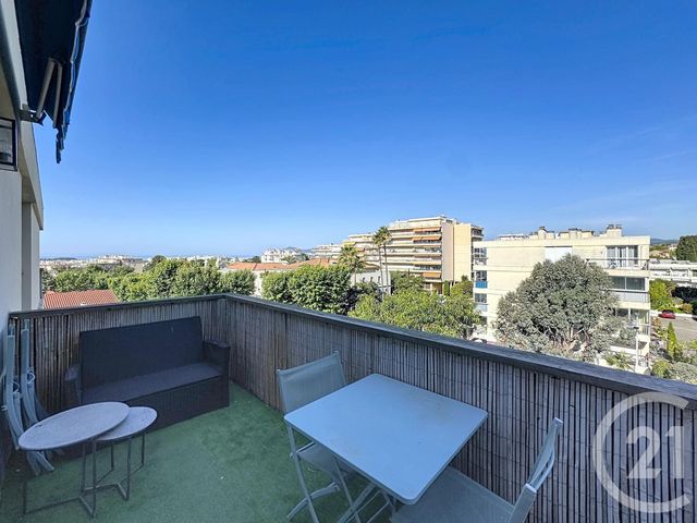 Appartement F2 à vendre - 2 pièces - 49.0 m2 - CANNES - 06 - PROVENCE-ALPES-COTE-D-AZUR - Century 21 Adhère Transactions
