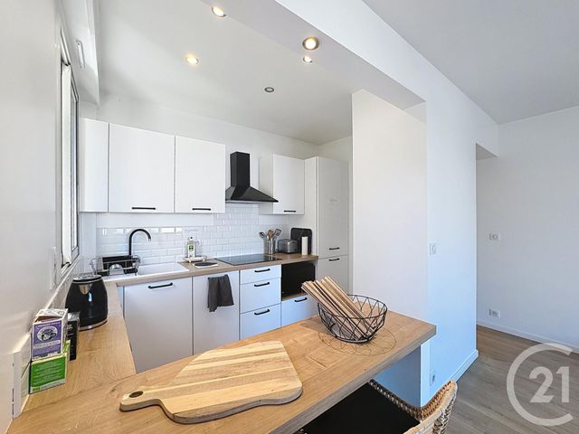 Appartement F2 à vendre - 2 pièces - 49.0 m2 - CANNES - 06 - PROVENCE-ALPES-COTE-D-AZUR - Century 21 Adhère Transactions