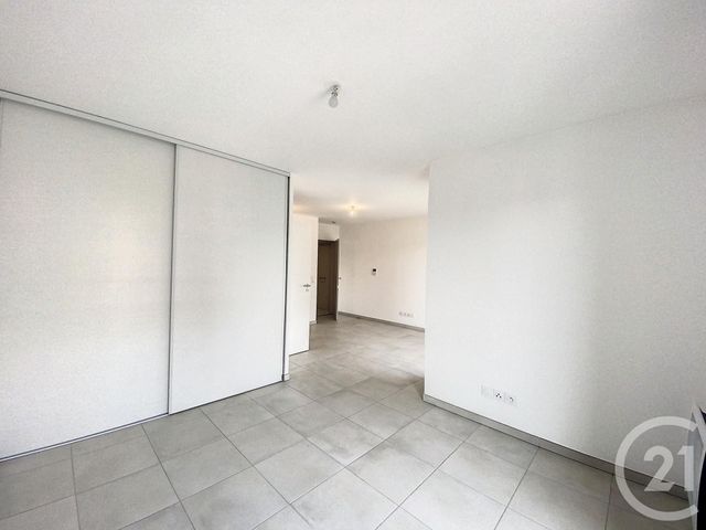 Appartement F1 à louer - 1 pièce - 30.52 m2 - LE CANNET - 06 - PROVENCE-ALPES-COTE-D-AZUR - Century 21 Adhère Transactions