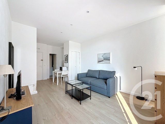 Appartement F1 à louer - 1 pièce - 23.51 m2 - CANNES - 06 - PROVENCE-ALPES-COTE-D-AZUR - Century 21 Adhère Transactions