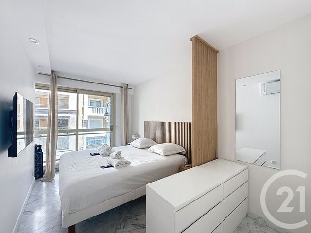 Appartement F3 à louer - 3 pièces - 55.0 m2 - CANNES - 06 - PROVENCE-ALPES-COTE-D-AZUR - Century 21 Adhère Transactions