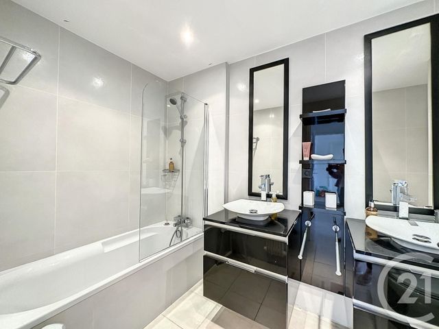 Appartement F3 à louer - 3 pièces - 83.93 m2 - CANNES - 06 - PROVENCE-ALPES-COTE-D-AZUR - Century 21 Adhère Transactions
