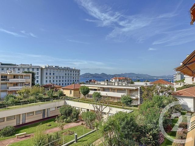 Appartement F3 à louer - 3 pièces - 83.93 m2 - CANNES - 06 - PROVENCE-ALPES-COTE-D-AZUR - Century 21 Adhère Transactions