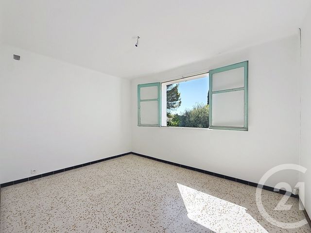 Appartement F3 à louer - 3 pièces - 70.76 m2 - LE CANNET - 06 - PROVENCE-ALPES-COTE-D-AZUR - Century 21 Adhère Transactions