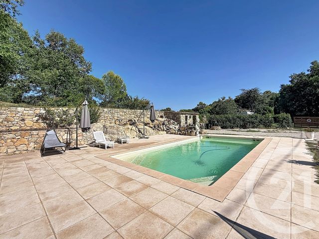Maison à louer OPIO