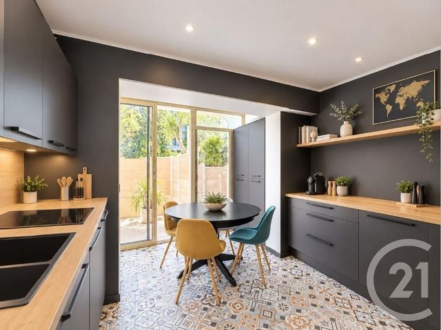 Appartement F3 à vendre - 3 pièces - 80.0 m2 - CANNES - 06 - PROVENCE-ALPES-COTE-D-AZUR - Century 21 Adhère Transactions
