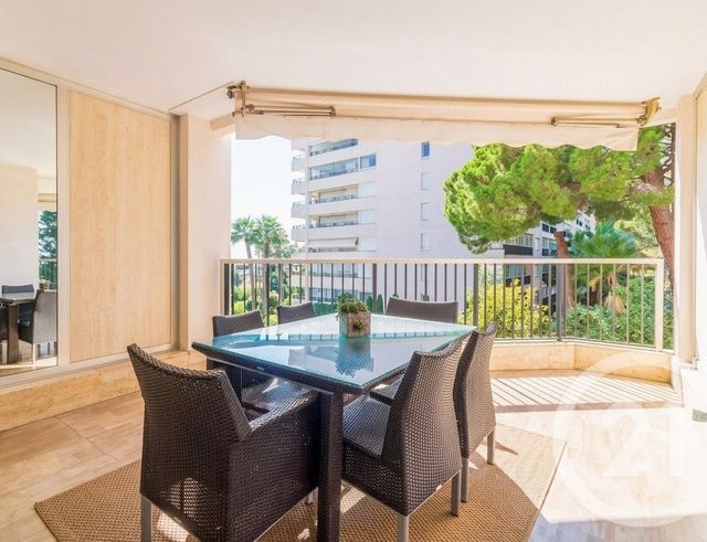 Appartement F3 à vendre - 3 pièces - 90.0 m2 - VALLAURIS - 06 - PROVENCE-ALPES-COTE-D-AZUR - Century 21 Adhère Transactions