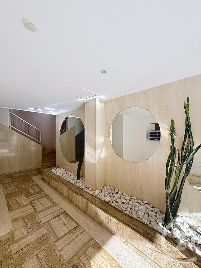 Appartement F2 à vendre - 2 pièces - 56.0 m2 - CANNES - 06 - PROVENCE-ALPES-COTE-D-AZUR - Century 21 Adhère Transactions