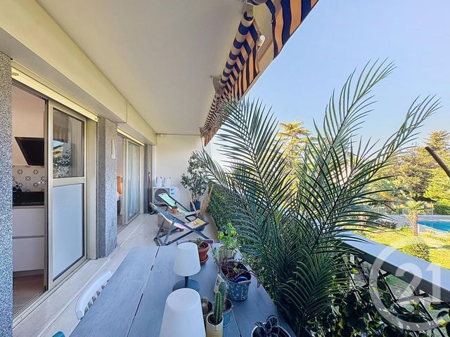 Appartement F2 à vendre - 2 pièces - 56.0 m2 - CANNES - 06 - PROVENCE-ALPES-COTE-D-AZUR - Century 21 Adhère Transactions