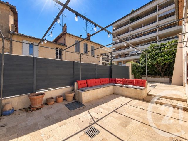 maison à louer - 4 pièces - 135.0 m2 - LE CANNET - 06 - PROVENCE-ALPES-COTE-D-AZUR - Century 21 Adhère Transactions