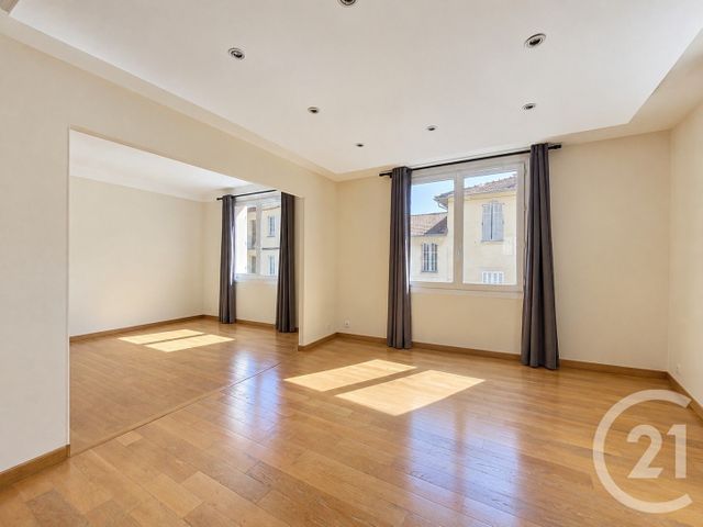 maison à louer - 4 pièces - 135.0 m2 - LE CANNET - 06 - PROVENCE-ALPES-COTE-D-AZUR - Century 21 Adhère Transactions