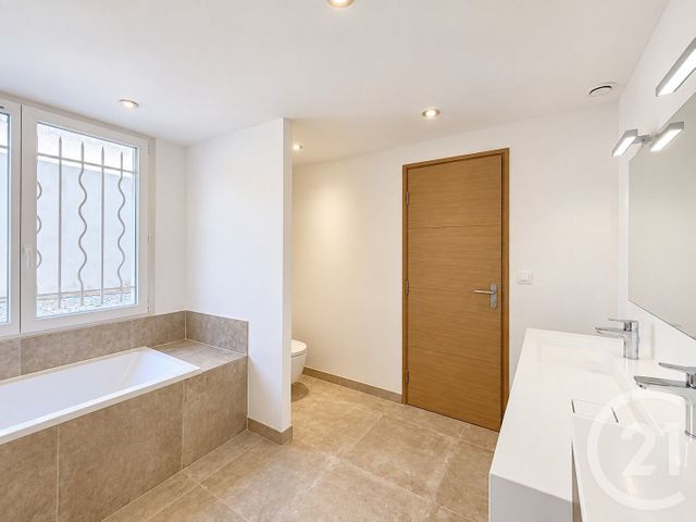 maison à louer - 4 pièces - 135.0 m2 - LE CANNET - 06 - PROVENCE-ALPES-COTE-D-AZUR - Century 21 Adhère Transactions