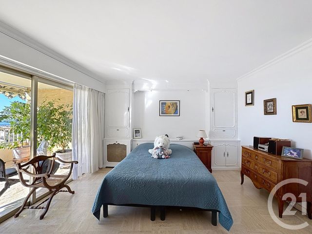 Appartement F4 à vendre - 4 pièces - 111.46 m2 - CANNES - 06 - PROVENCE-ALPES-COTE-D-AZUR - Century 21 Adhère Transactions