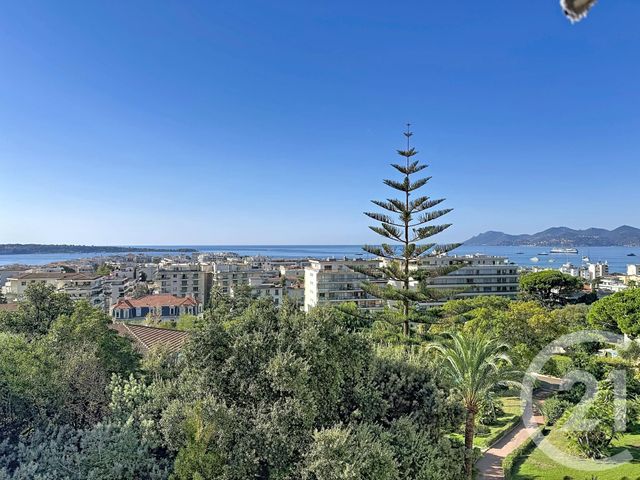 Appartement F4 à vendre - 4 pièces - 111.46 m2 - CANNES - 06 - PROVENCE-ALPES-COTE-D-AZUR - Century 21 Adhère Transactions