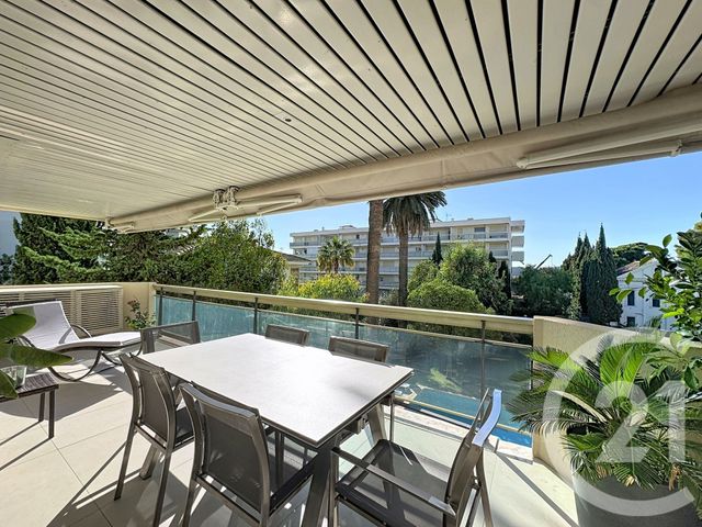 Appartement F3 à vendre CANNES