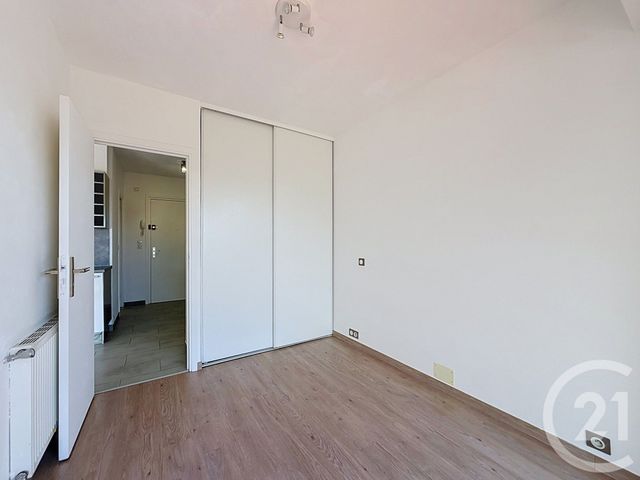 Appartement F2 à louer - 2 pièces - 36.3 m2 - VENCE - 06 - PROVENCE-ALPES-COTE-D-AZUR - Century 21 Adhère Transactions
