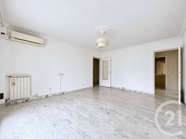 Appartement F4 à louer - 4 pièces - 77.44 m2 - GRASSE - 06 - PROVENCE-ALPES-COTE-D-AZUR - Century 21 Adhère Transactions