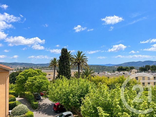 Appartement F4 à louer - 4 pièces - 77.44 m2 - GRASSE - 06 - PROVENCE-ALPES-COTE-D-AZUR - Century 21 Adhère Transactions