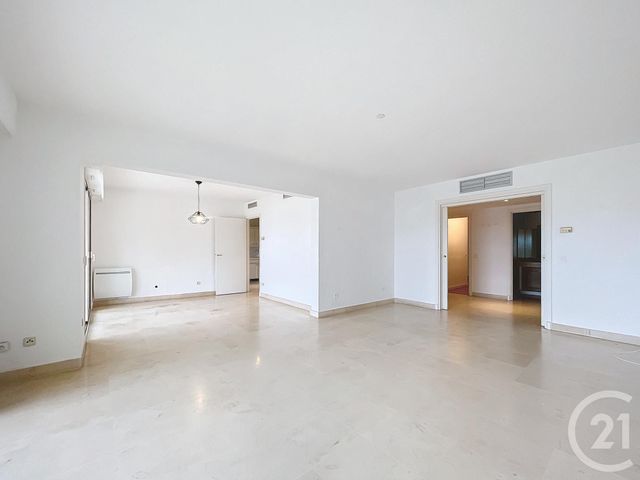 Appartement F3 à louer LE CANNET