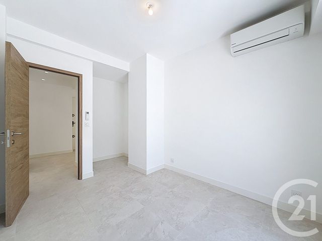 Appartement F3 à louer - 3 pièces - 54.01 m2 - LE CANNET - 06 - PROVENCE-ALPES-COTE-D-AZUR - Century 21 Adhère Transactions