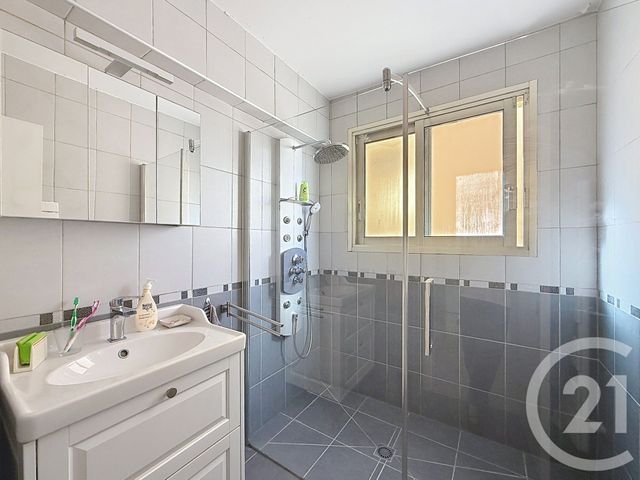 Appartement F2 à louer - 2 pièces - 55.0 m2 - CANNES - 06 - PROVENCE-ALPES-COTE-D-AZUR - Century 21 Adhère Transactions