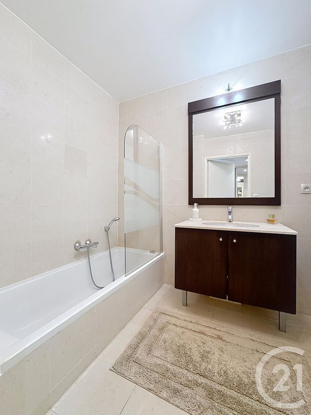 Appartement F2 à vendre - 2 pièces - 48.0 m2 - CANNES - 06 - PROVENCE-ALPES-COTE-D-AZUR - Century 21 Adhère Transactions