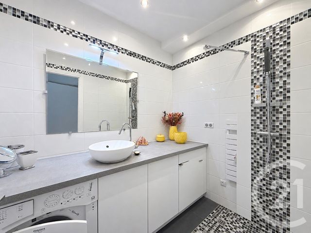 Appartement F1 à louer - 1 pièce - 29.51 m2 - CANNES - 06 - PROVENCE-ALPES-COTE-D-AZUR - Century 21 Adhère Transactions