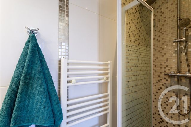 Appartement F3 à louer - 3 pièces - 53.29 m2 - CANNES - 06 - PROVENCE-ALPES-COTE-D-AZUR - Century 21 Adhère Transactions