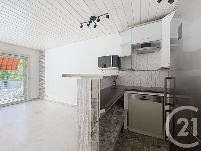 Appartement F2 à louer - 2 pièces - 33.72 m2 - LE CANNET - 06 - PROVENCE-ALPES-COTE-D-AZUR - Century 21 Adhère Transactions