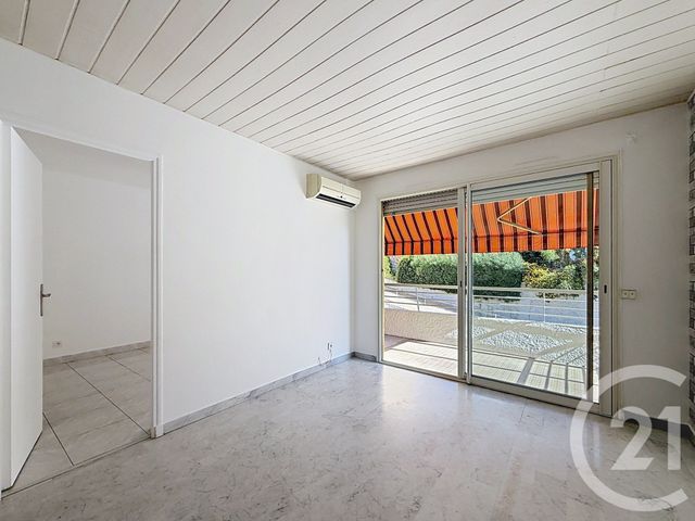 Appartement F2 à louer - 2 pièces - 33.72 m2 - LE CANNET - 06 - PROVENCE-ALPES-COTE-D-AZUR - Century 21 Adhère Transactions