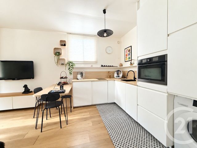 Appartement F2 à louer - 2 pièces - 37.15 m2 - CANNES - 06 - PROVENCE-ALPES-COTE-D-AZUR - Century 21 Adhère Transactions