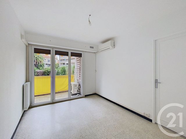 Appartement F2 à louer - 2 pièces - 50.01 m2 - CANNES - 06 - PROVENCE-ALPES-COTE-D-AZUR - Century 21 Adhère Transactions