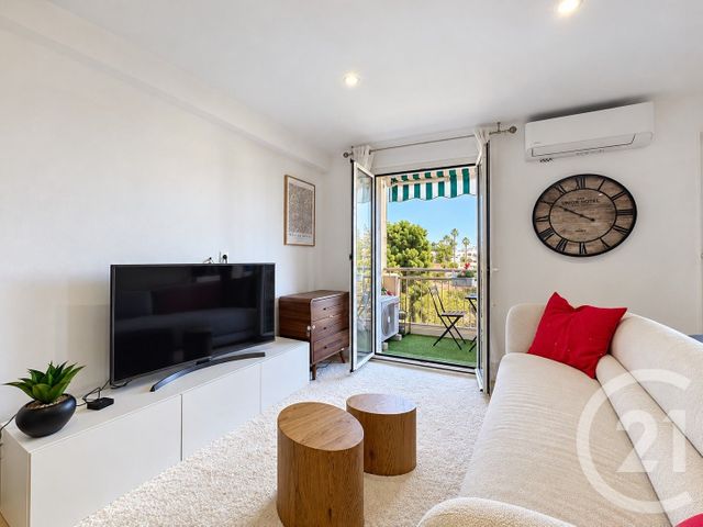 Appartement F2 à vendre - 2 pièces - 45.25 m2 - CANNES - 06 - PROVENCE-ALPES-COTE-D-AZUR - Century 21 Adhère Transactions