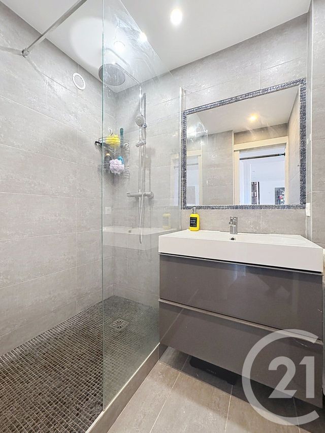 Appartement F2 à vendre - 2 pièces - 45.25 m2 - CANNES - 06 - PROVENCE-ALPES-COTE-D-AZUR - Century 21 Adhère Transactions