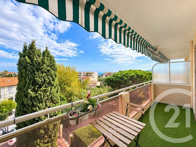 Appartement F2 à vendre - 2 pièces - 45.25 m2 - CANNES - 06 - PROVENCE-ALPES-COTE-D-AZUR - Century 21 Adhère Transactions