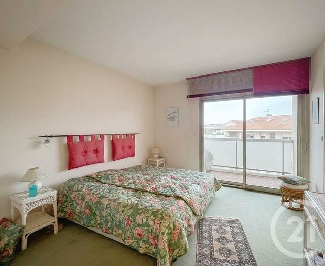 Appartement F3 à vendre - 3 pièces - 67.37 m2 - CANNES - 06 - PROVENCE-ALPES-COTE-D-AZUR - Century 21 Adhère Transactions
