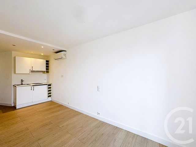 Appartement à vendre - 3 pièces - 64.0 m2 - CANNES - 06 - PROVENCE-ALPES-COTE-D-AZUR - Century 21 Adhère Transactions
