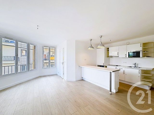 Appartement à vendre - 3 pièces - 64.0 m2 - CANNES - 06 - PROVENCE-ALPES-COTE-D-AZUR - Century 21 Adhère Transactions