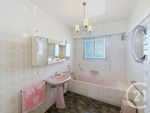 Appartement F4 à vendre - 4 pièces - 95.06 m2 - CANNES - 06 - PROVENCE-ALPES-COTE-D-AZUR - Century 21 Adhère Transactions