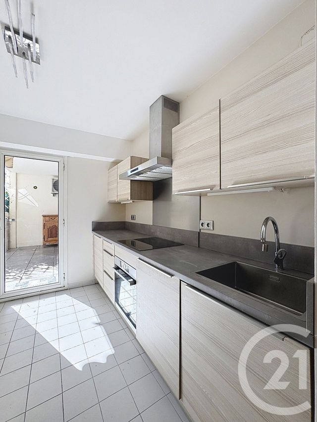 Appartement F3 à vendre - 3 pièces - 79.9 m2 - CANNES - 06 - PROVENCE-ALPES-COTE-D-AZUR - Century 21 Adhère Transactions
