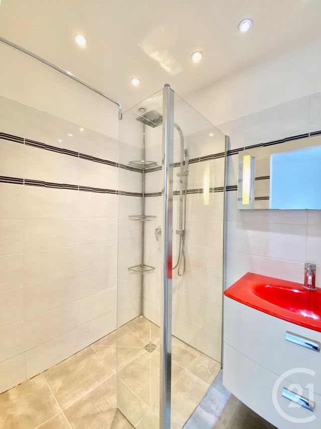 Appartement F2 à louer - 2 pièces - 35.18 m2 - CANNES - 06 - PROVENCE-ALPES-COTE-D-AZUR - Century 21 Adhère Transactions