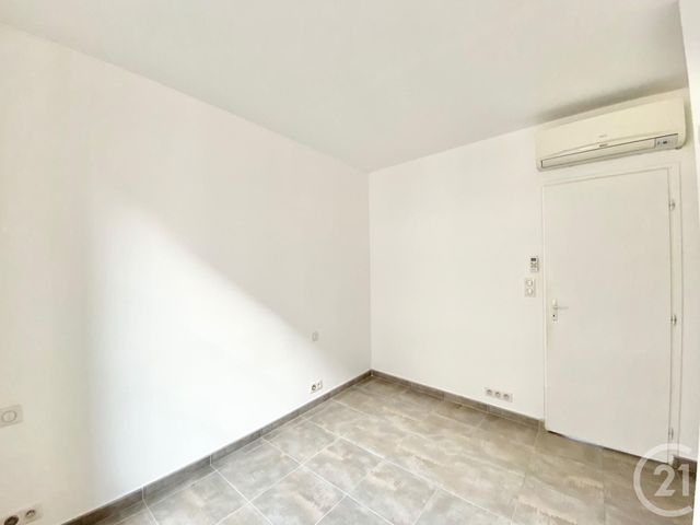 Appartement F2 à louer - 2 pièces - 35.18 m2 - CANNES - 06 - PROVENCE-ALPES-COTE-D-AZUR - Century 21 Adhère Transactions