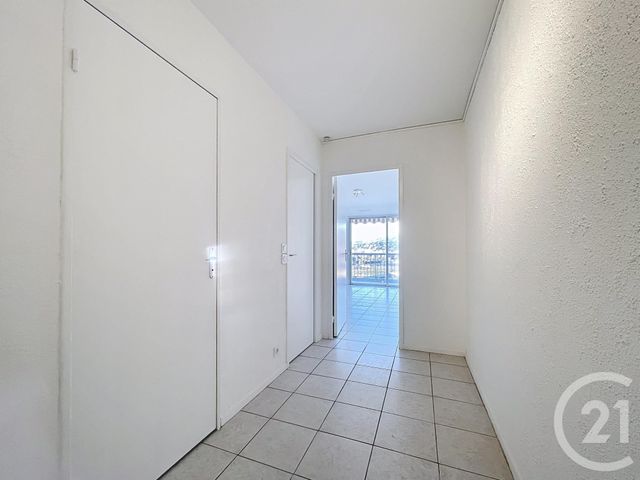 Appartement F1 à louer - 1 pièce - 30.37 m2 - CANNES LA BOCCA - 06 - PROVENCE-ALPES-COTE-D-AZUR - Century 21 Adhère Transactions